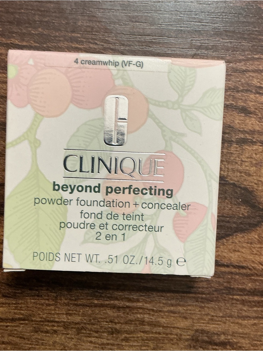 Clinique Beyond Perfecting Powder Foundation + Concealer - Creamwhip (4)